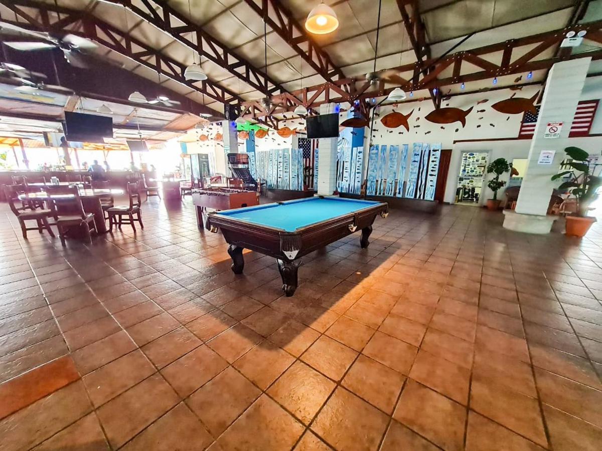Fish Hook Marina Hotel Golfito Bagian luar foto