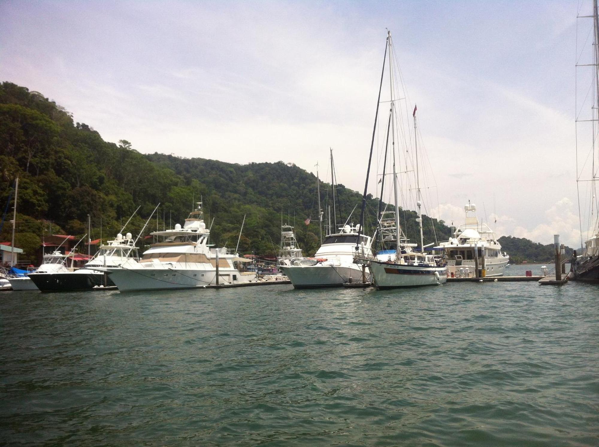 Fish Hook Marina Hotel Golfito Bagian luar foto