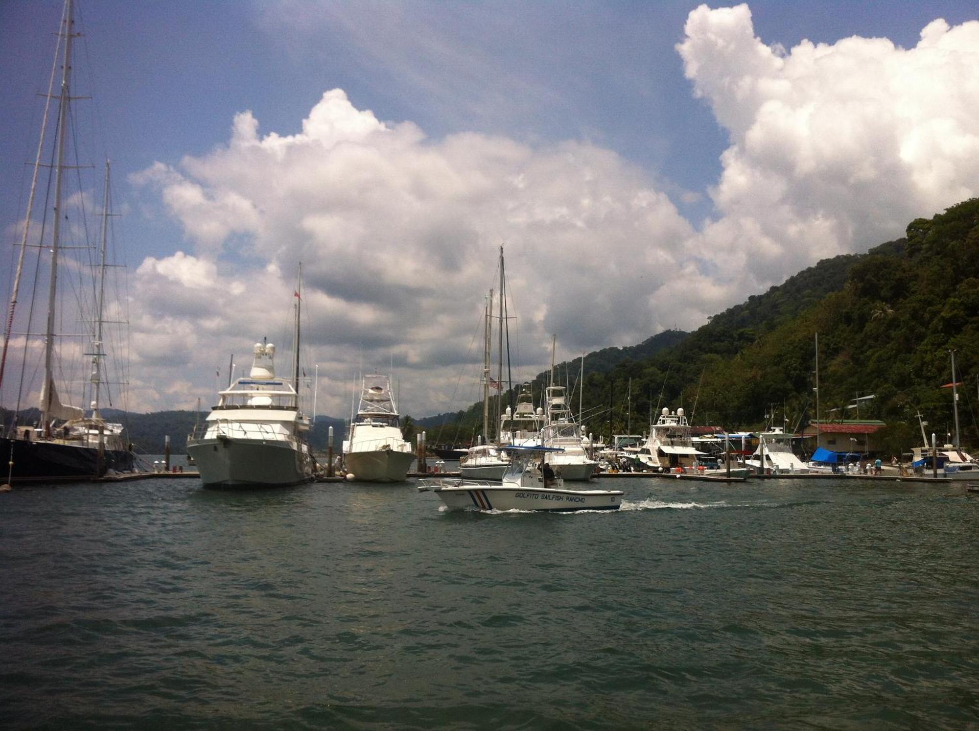 Fish Hook Marina Hotel Golfito Bagian luar foto