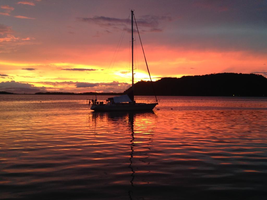 Fish Hook Marina Hotel Golfito Bagian luar foto