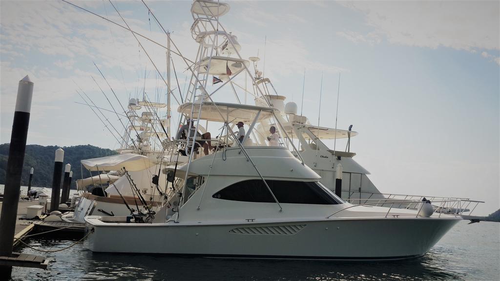 Fish Hook Marina Hotel Golfito Bagian luar foto