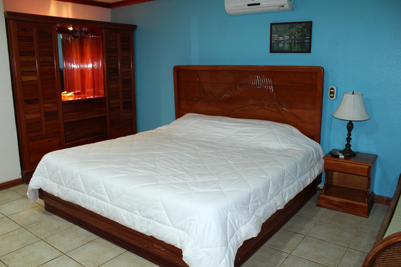 Fish Hook Marina Hotel Golfito Bagian luar foto