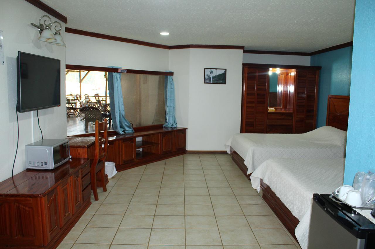 Fish Hook Marina Hotel Golfito Bagian luar foto